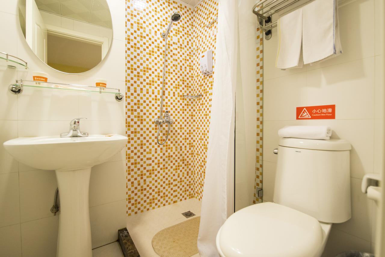Home Inn Chengdu Kuanzhai Alley New City Square Exterior foto